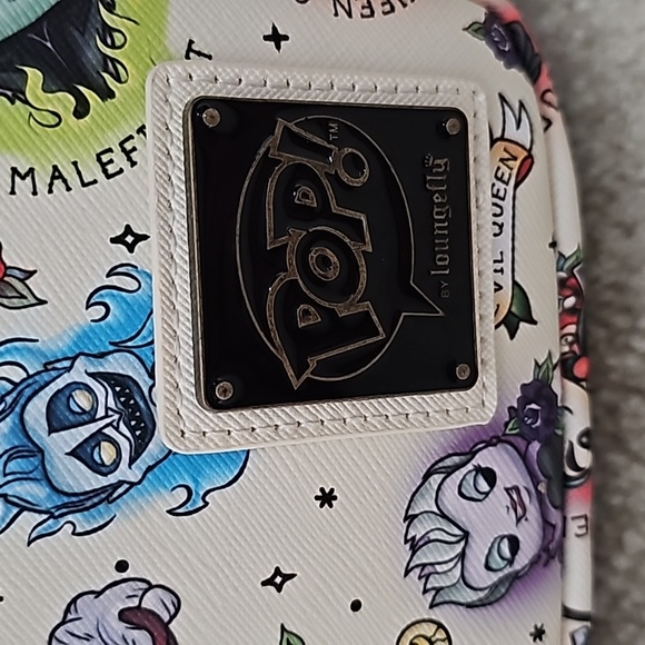 Loungefly Villains Backpack - Picture 3 of 8